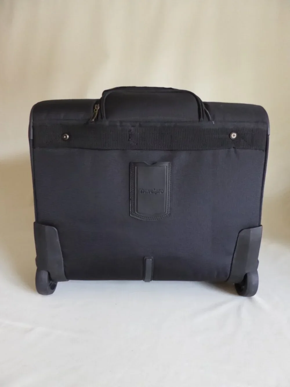 NEW TRAVELPRO MAX LITE 4 ROLLING TOTE TRAVEL CARRY ON BLACK SUITCASE